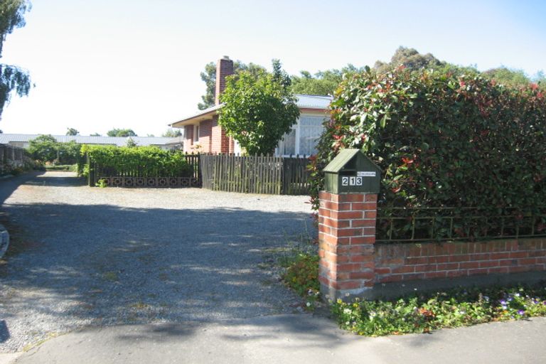 Photo of property in 213a Mairehau Road, Burwood, Christchurch, 8083