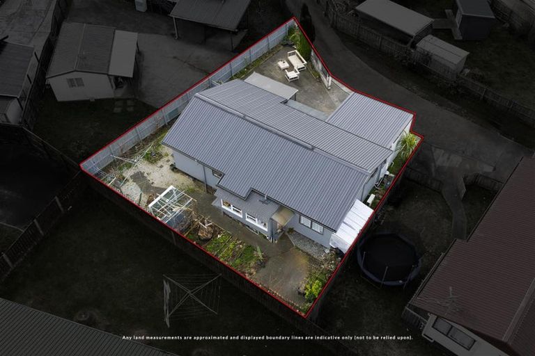 Photo of property in 1/5 Malaspina Place, Papatoetoe, Auckland, 2025