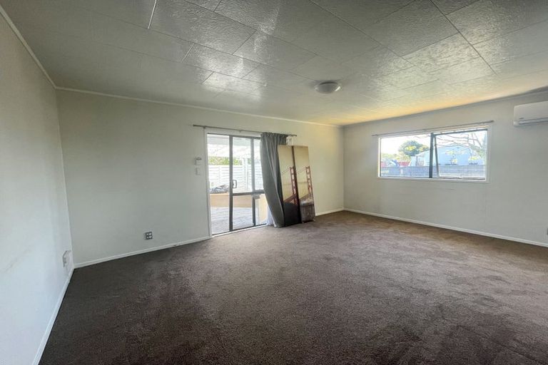 Photo of property in 133 Finlayson Avenue, Clendon Park, Auckland, 2103