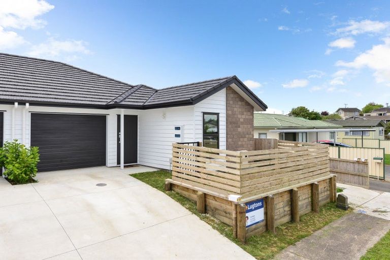 Photo of property in 33u2 Cowley Drive, Temple View, Hamilton, 3218