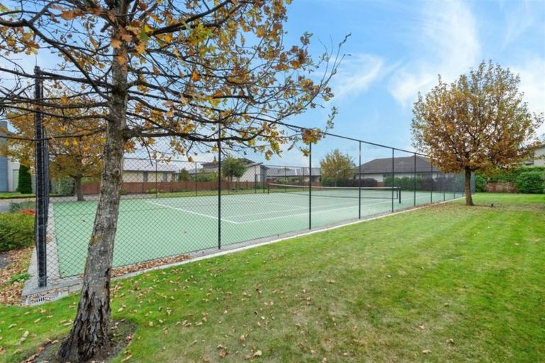 Photo of property in 2 Rindle Lane, Northwood, Christchurch, 8051