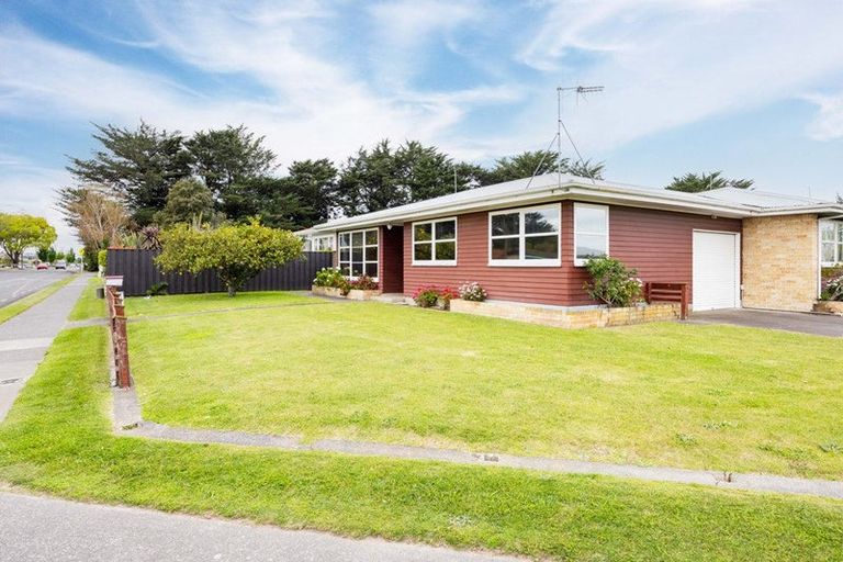 Photo of property in 340 Kennedy Road, Pirimai, Napier, 4112