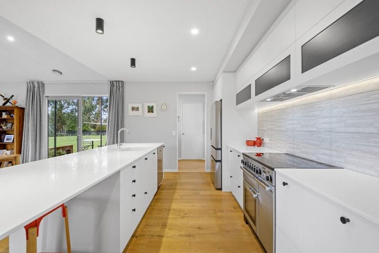 Photo of property in 17 Churchlea Place, Darfield, 7510