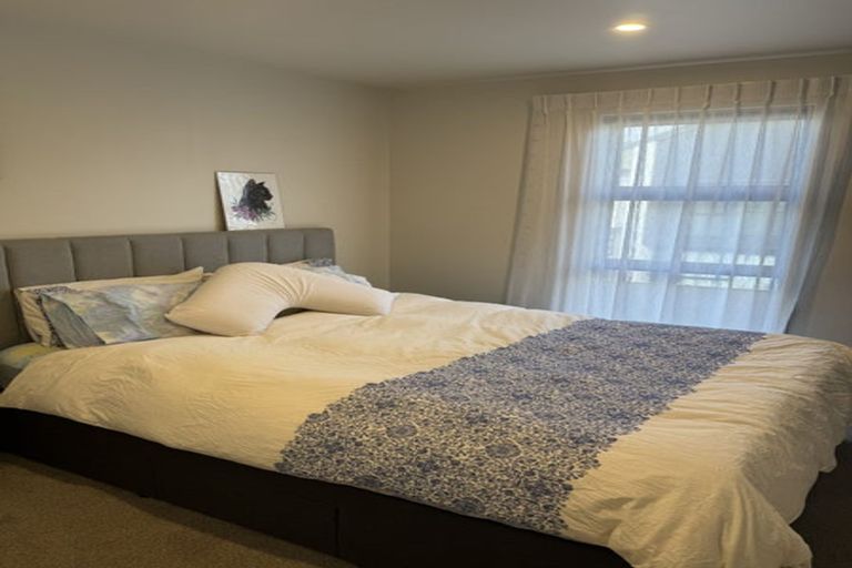 Photo of property in 2/91 Oxford Terrace, Epuni, Lower Hutt, 5011