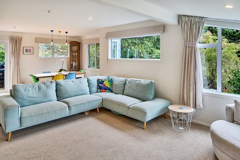 Photo of property in 202 Staithes Drive South, Whitby, Porirua, 5024