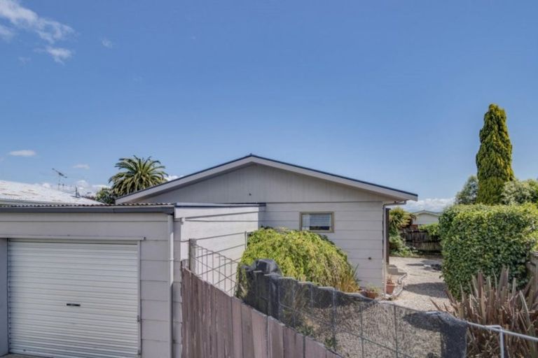 Photo of property in 2/30 Leicester Street, Stoke, Nelson, 7011