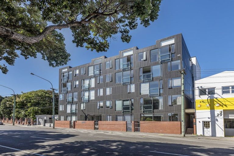 Photo of property in Nouvo Apartments, 21u3h Rugby Street, Mount Cook, Wellington, 6021