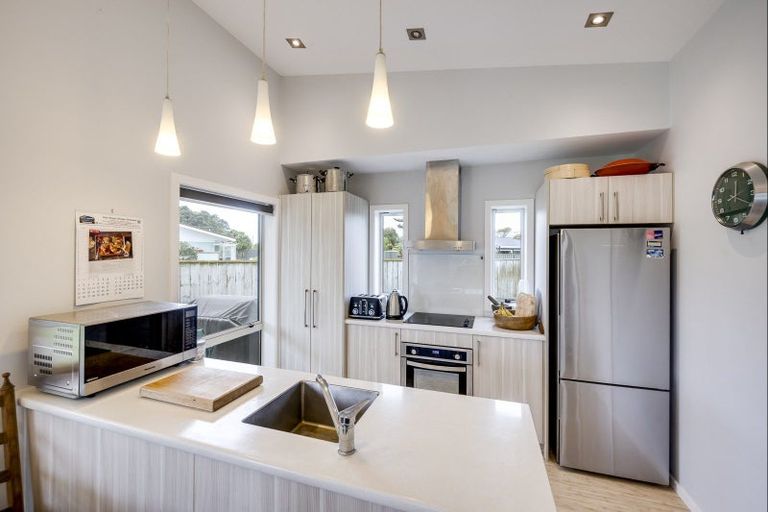 Photo of property in 3 Sheehan Street, Bay View, Napier, 4104