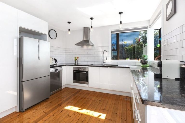 Photo of property in 22 Piko Street, Titahi Bay, Porirua, 5022