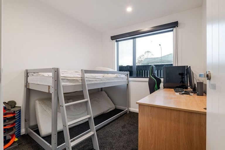 Photo of property in 16 Te Ara Matipou, Frimley, 4120