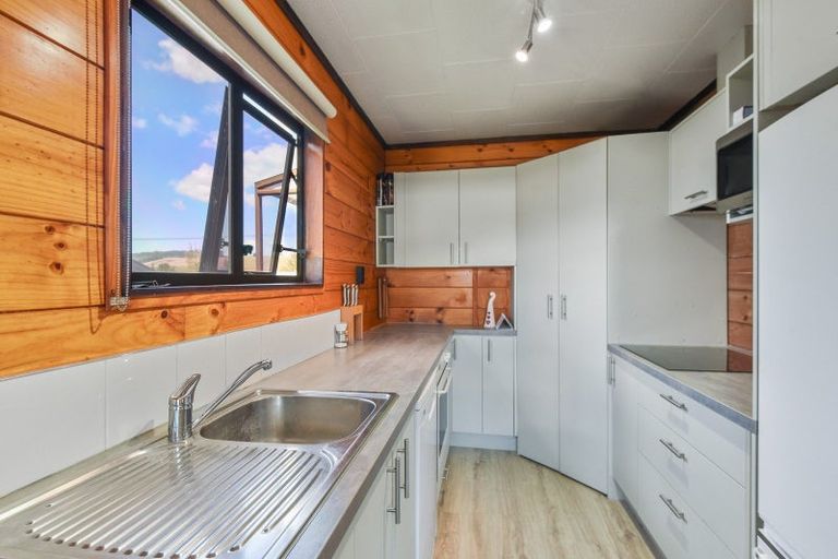 Photo of property in 2 Bay Grove, Pukehangi, Rotorua, 3015