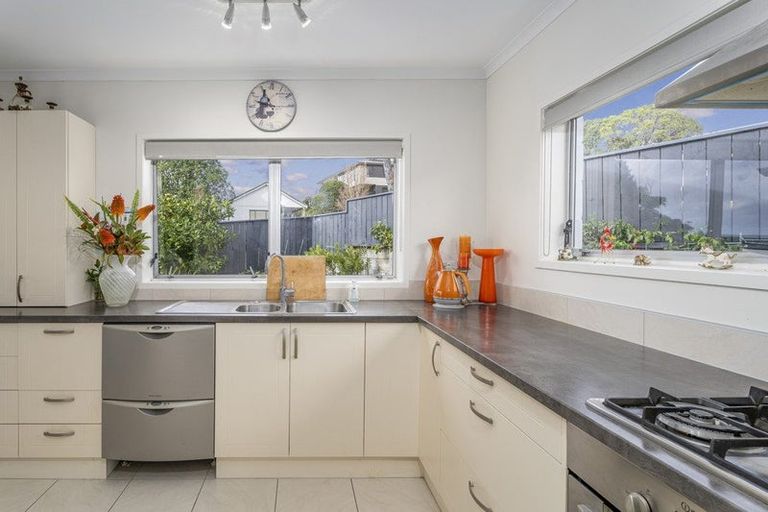 Photo of property in 1 Hillside Lane, Tairua, 3508
