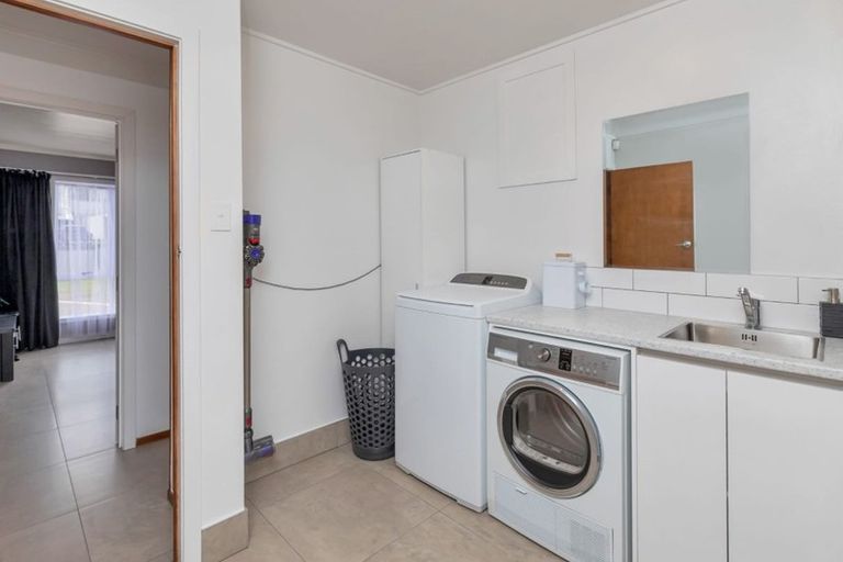 Photo of property in 18 Parkland Crescent, Te Kamo, Whangarei, 0112