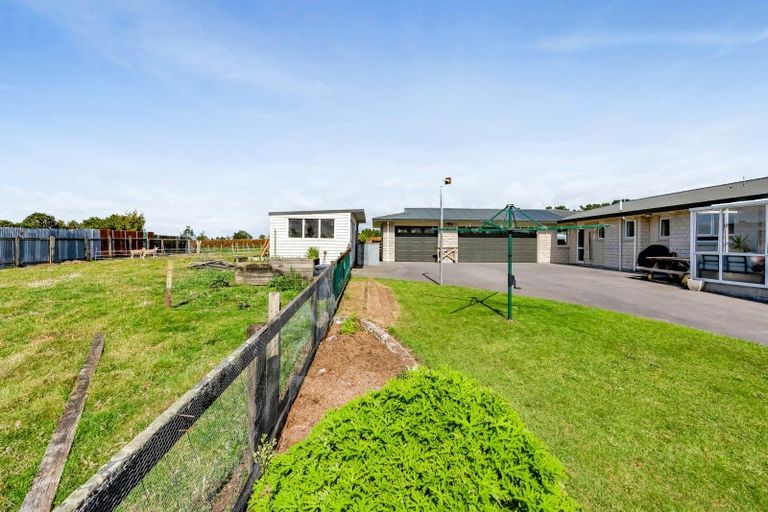 Photo of property in 227 Pembroke Road, Pembroke, Stratford, 4391