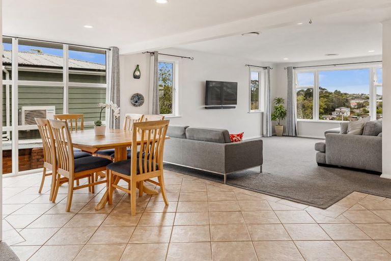 Photo of property in 91 Don Buck Road, Massey, Auckland, 0614