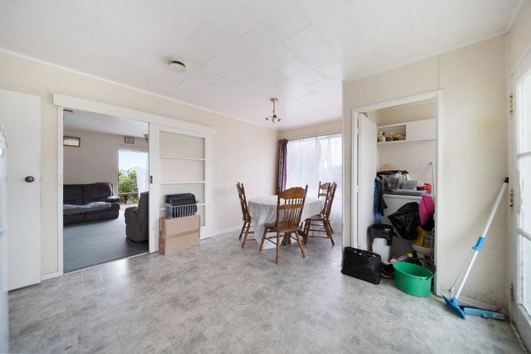 Photo of property in 12 Kivell Close, Mangere East, Auckland, 2024