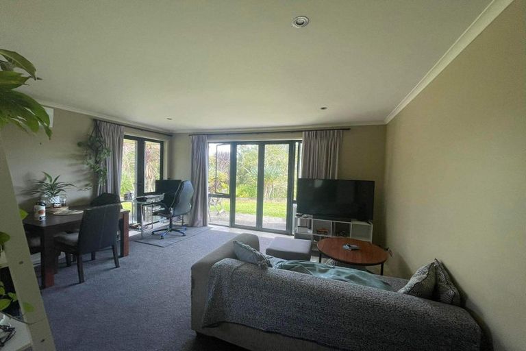 Photo of property in 310 Paremoremo Road, Paremoremo, Auckland, 0632