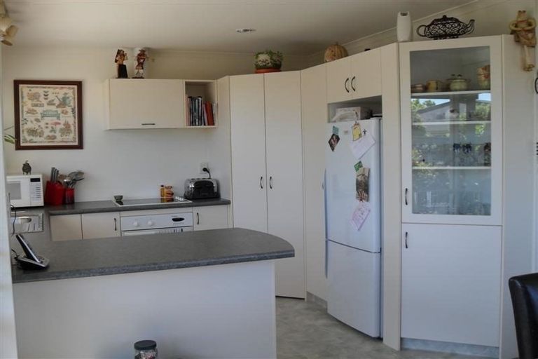 Photo of property in 2 Monaco View, Stoke, Nelson, 7011