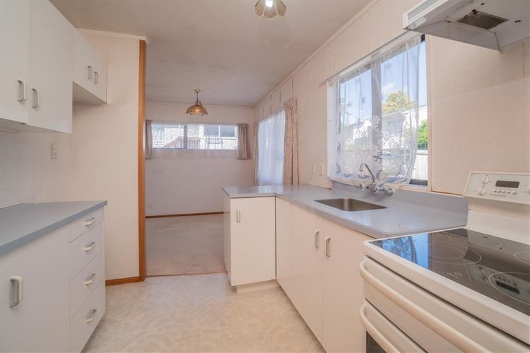 Photo of property in 4 Pine Street, New Lynn, Auckland, 0600