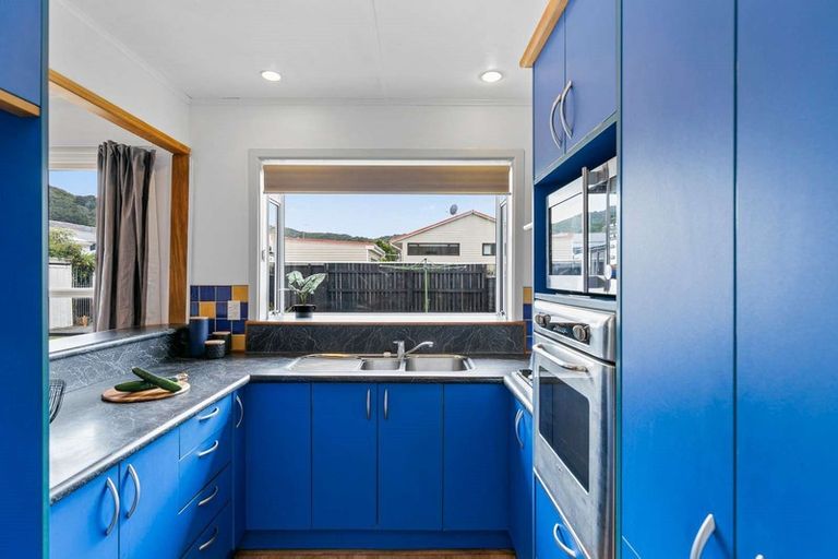 Photo of property in 8 Karamea Grove, Wainuiomata, Lower Hutt, 5014