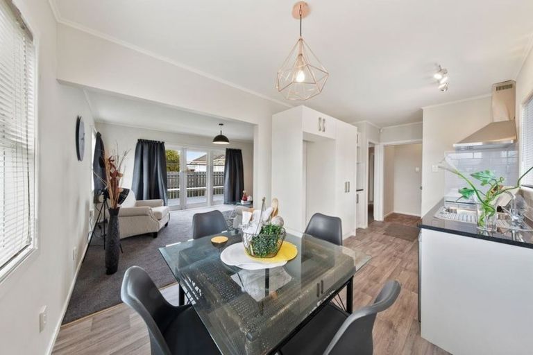 Photo of property in 20 Lyncroft Street, Mangere East, Auckland, 2024