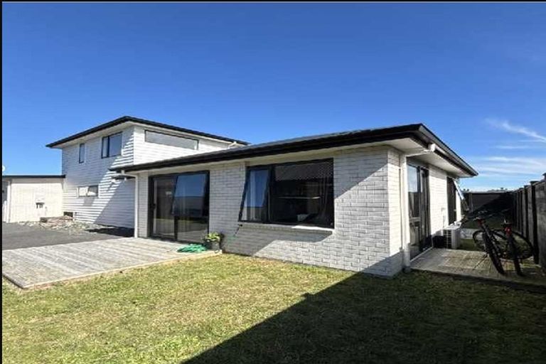 Photo of property in 34 William Paul Street, Cambridge, 3434