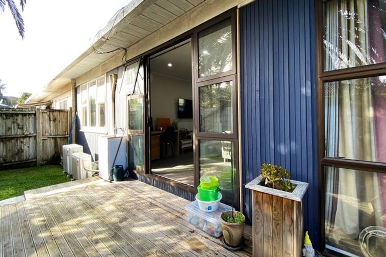 Photo of property in 2/57 Cardiff Road, Pakuranga, Auckland, 2010