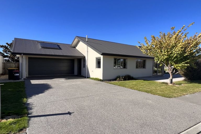 Photo of property in 6 Maitland Crescent, Rolleston, 7614