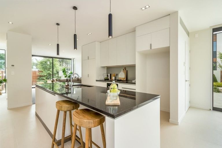 Photo of property in 140b Glandovey Road, Strowan, Christchurch, 8052