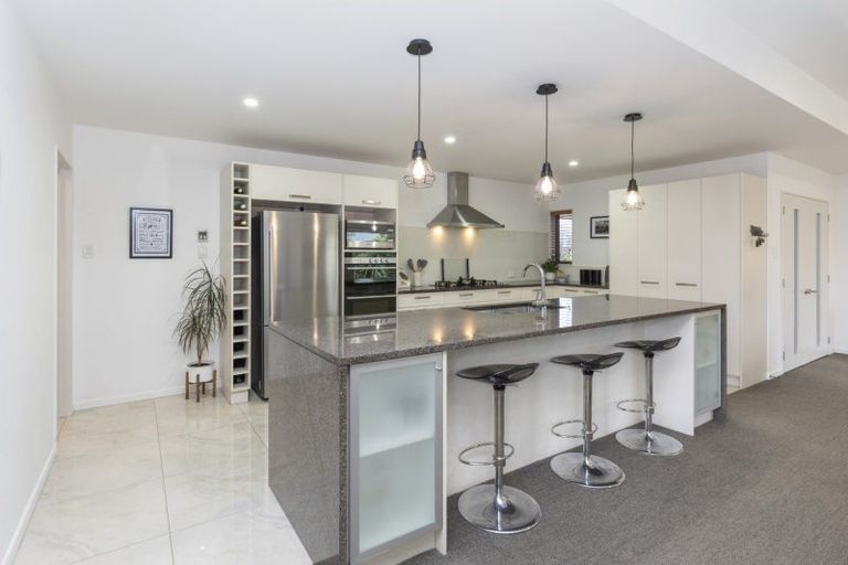 Photo of property in 20 Dunaverty Place, Broomfield, Christchurch, 8042