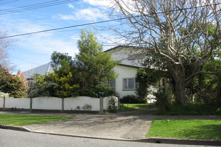 Photo of property in 281 Riverside Drive, Waterloo, Lower Hutt, 5011
