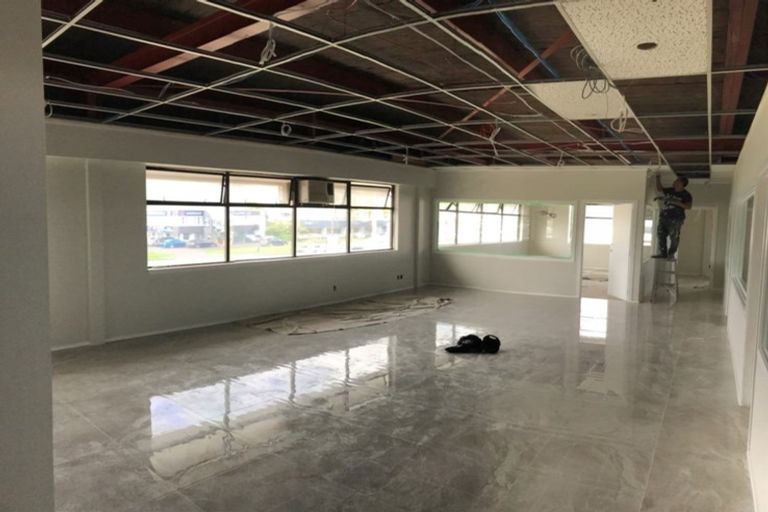 Photo of property in 40 Springs Road, Hornby, Christchurch, 8042