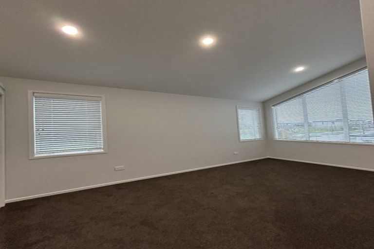Photo of property in 7 Tiaki Lane, Karaka, Papakura, 2113