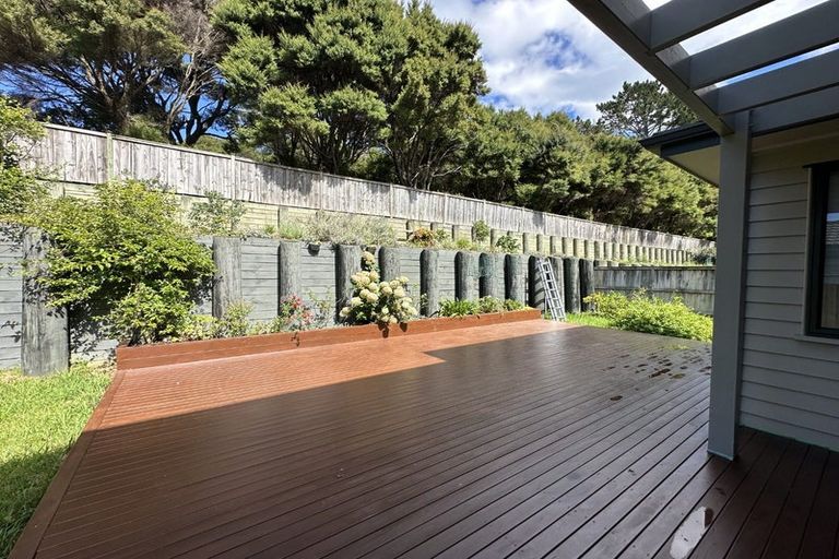 Photo of property in 47 Mackay Drive, Greenhithe, Auckland, 0632