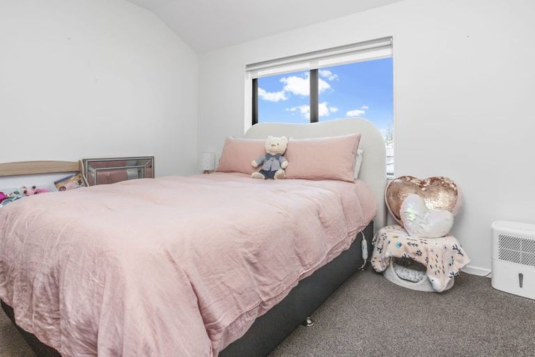 Photo of property in 48b Kemble Close, Mangere, Auckland, 2022