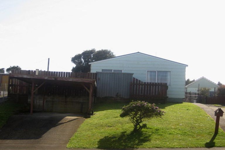 Photo of property in 8 Herekawe Drive, Spotswood, New Plymouth, 4310
