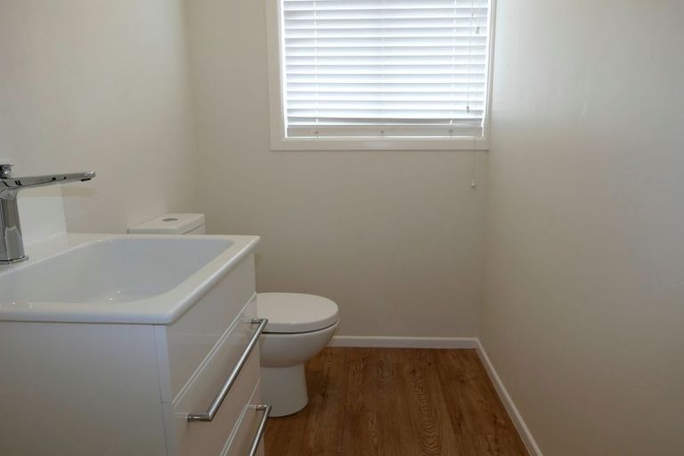 Photo of property in 77 Gray Avenue, Paraparaumu Beach, Paraparaumu, 5032