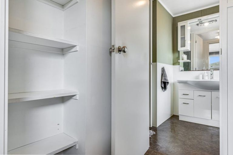 Photo of property in 67 Sandwich Road, St Andrews, Hamilton, 3200