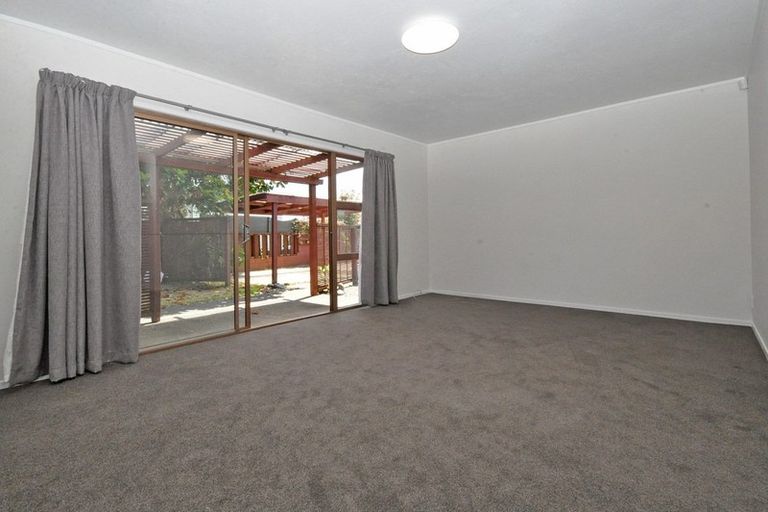 Photo of property in 39a Birdwood Avenue, Papatoetoe, Auckland, 2025