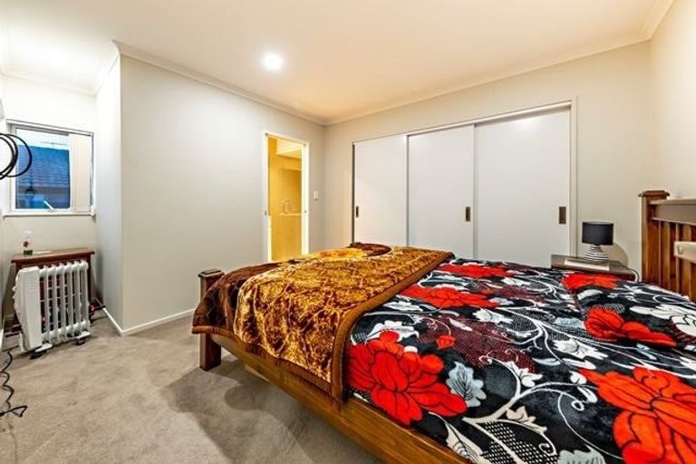 Photo of property in 55c Senator Drive, Manurewa, Auckland, 2105