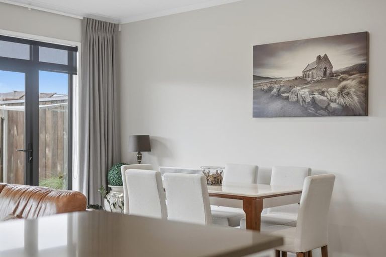 Photo of property in 11b Nellie Drive, Kumeu, 0810