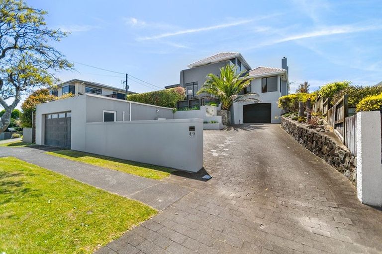 Photo of property in 49 Paynters Avenue, Strandon, New Plymouth, 4312