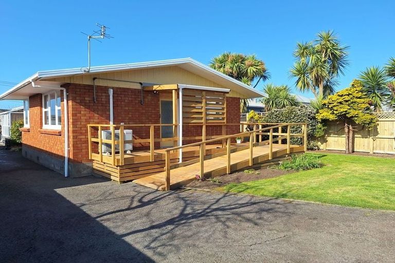 Photo of property in 10a Vogel Street, Fitzroy, New Plymouth, 4312