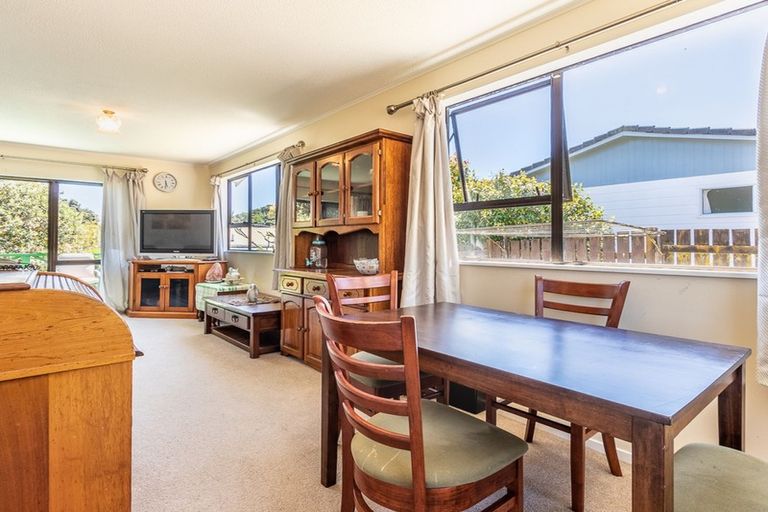 Photo of property in 15a Kaimanawa Street, Paraparaumu, 5032