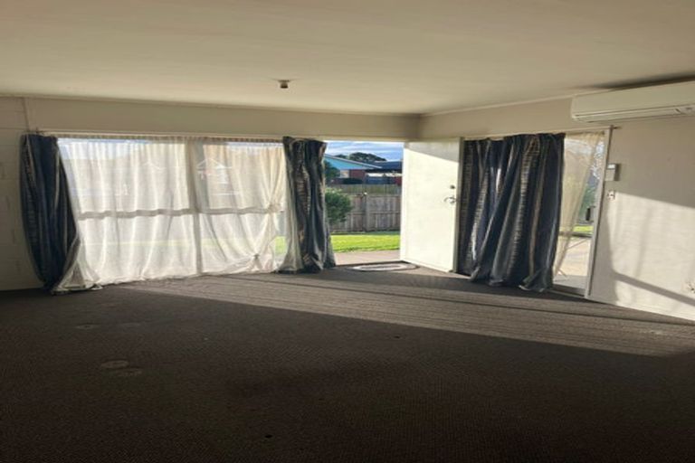 Photo of property in 1 Ihaka Place, Papatoetoe, Auckland, 2104