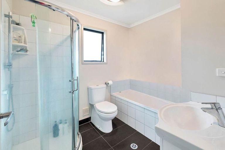 Photo of property in St Claire Village, 41/172 Mcleod Road, Te Atatu South, Auckland, 0610