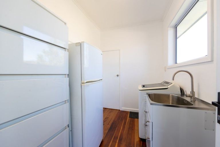 Photo of property in 113 Taradale Road, Onekawa, Napier, 4110