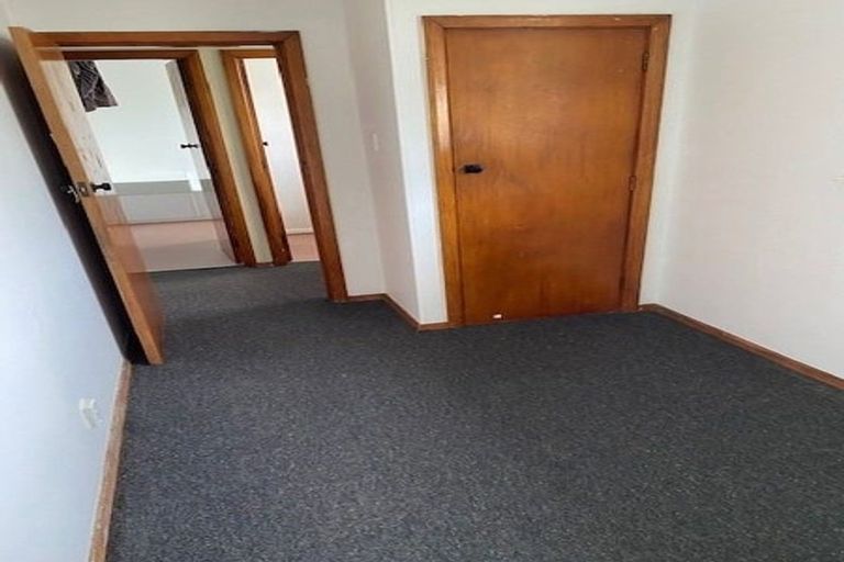 Photo of property in 27 Bell Street, Tawa, Wellington, 5028