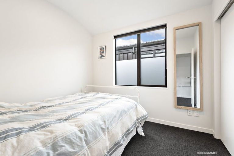 Photo of property in 3/74 Derwent Street, Island Bay, Wellington, 6023