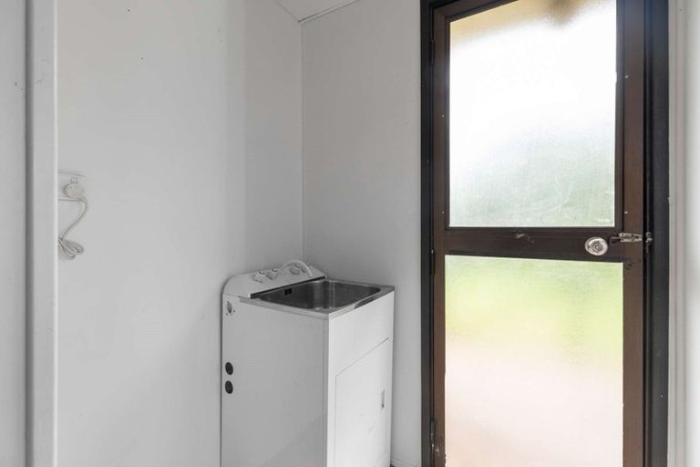 Photo of property in 16 Sarajevo Place, Massey, Auckland, 0614